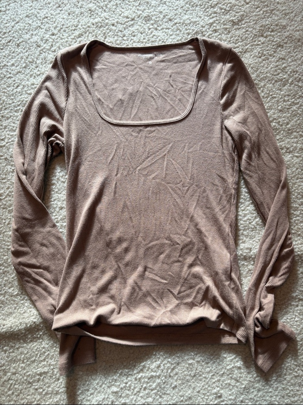Women’s Long Sleeve Scoop Neck Top - brown